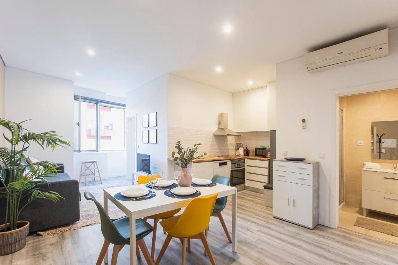 Seaside 1Br Flat W/ Ac In Matosinhos By Lovelystay Esterno foto
